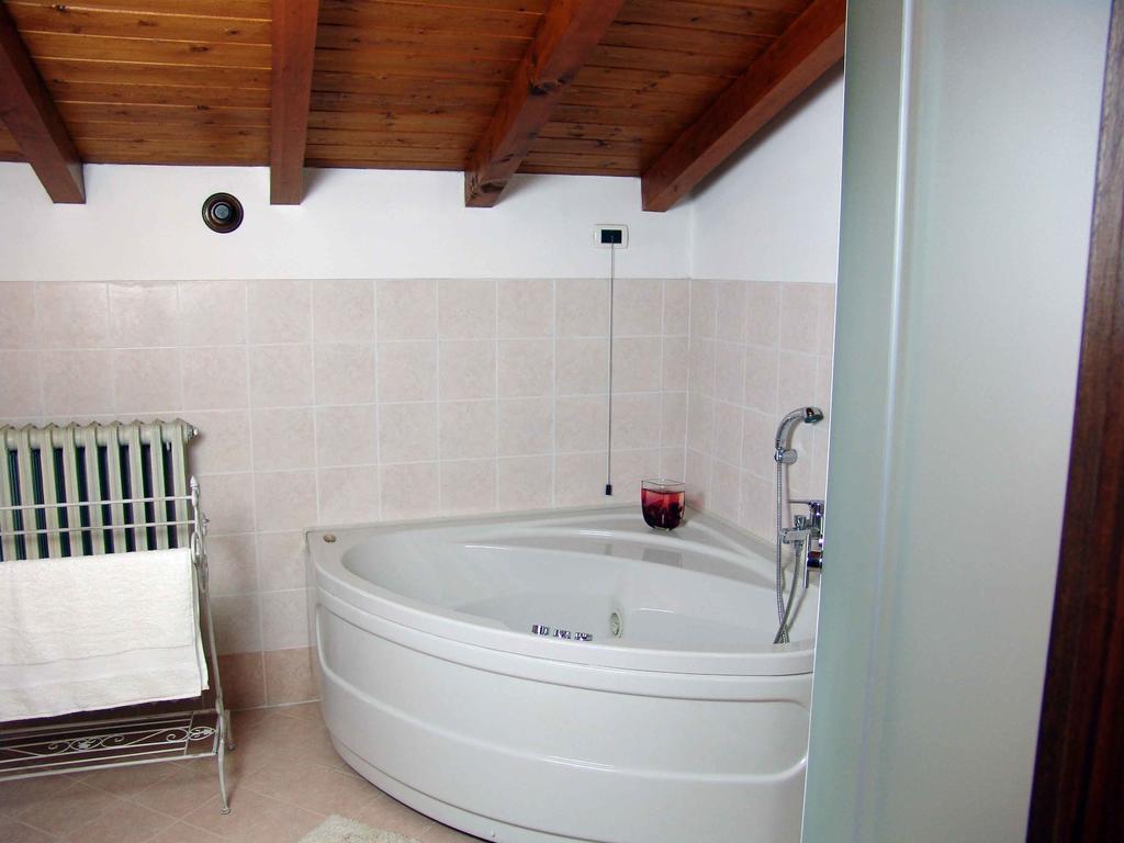 Casa Vacanze Cascina Campagnola Pozzolengo Kültér fotó